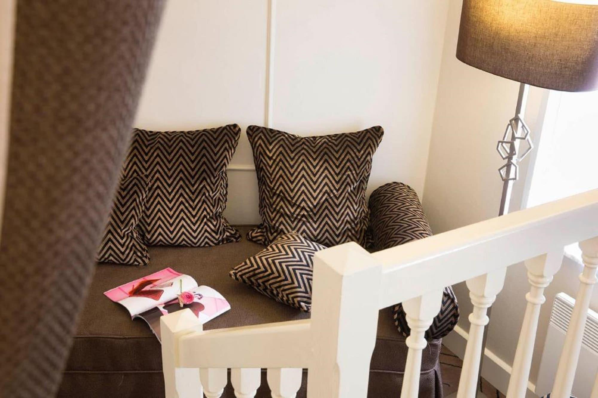 Hotel Galileo Champs Elysees Париж Экстерьер фото