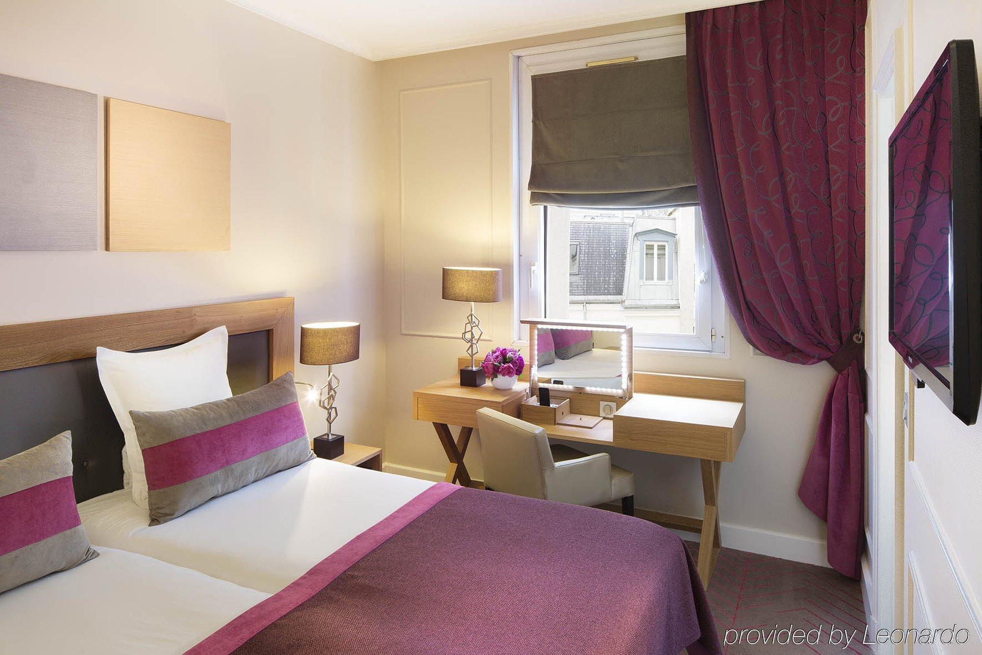 Hotel Galileo Champs Elysees Париж Экстерьер фото